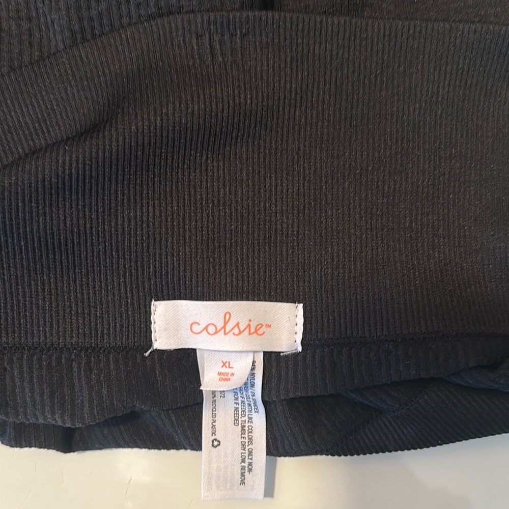 Colsie Black Ribbed Biker Shorts